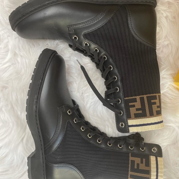 Fendi Combat boots - Picture 8 of 8